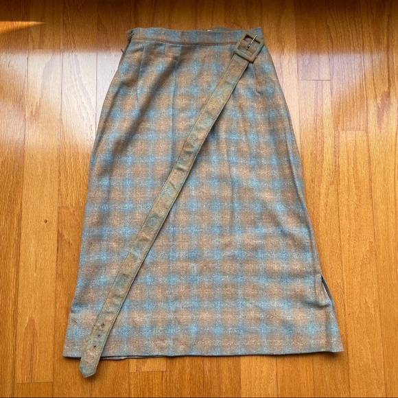 Vintage (1950s) Rothmoor Wool Suit - Picture 13 of 16